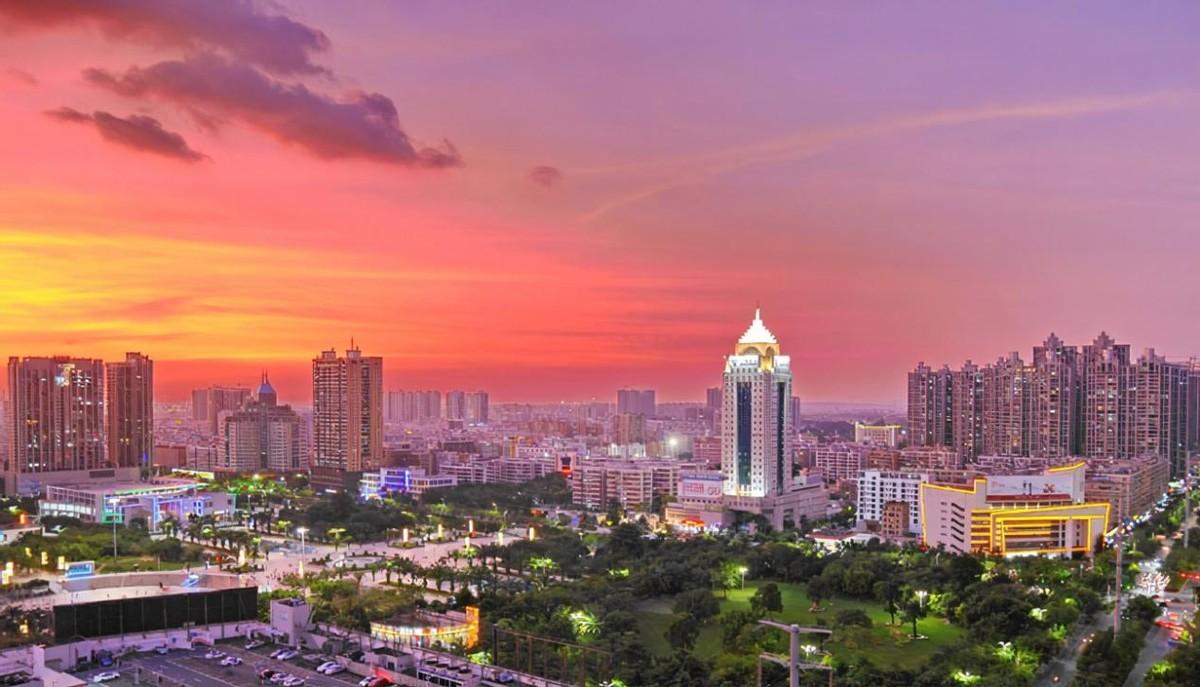 广东，改革开放先锋，区域特色经济发展新篇章